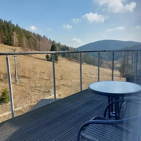 Apartamety Czarna Gora 0404 3*